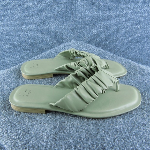 A New Day Women's Flip Flop Gray Synthetic Size 9M Gently Used 2025 - Picture 3 of 5